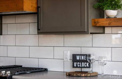 Luxury Living at The Eagles Perch Palmer AK - Foto 9