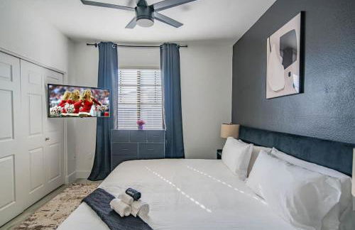 Relaxed 2BD King Bed Pool, Hot Tub, Gym, Parking - Foto 29