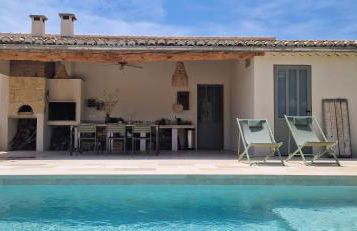 Appartement dans un mas provençal rénové - Photo 18