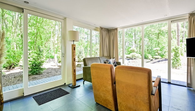 House in Reutum With Jacuzzi & Forest View - Foto 4, Wohnzimmer