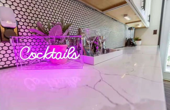 Iconic 3BD Entire House in The Heart Of Pittsburg - Foto 16