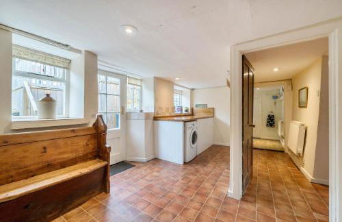 Park Farmhouse - Photo 31