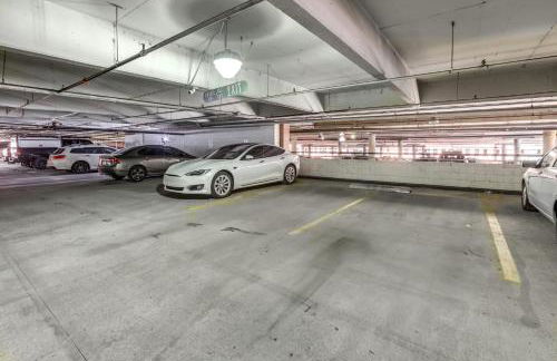 Less Than 1 Mi to Downtown Denver Condo with Pool Access! - Foto 19