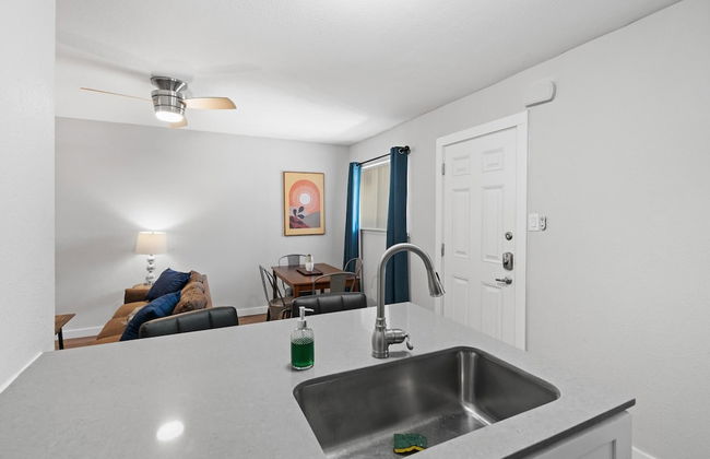 Stylish 1BR Near UT Highland Evonify - Foto 35