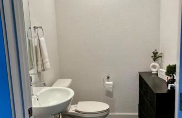 Peaceful Vacation Spot with Modern Touches and Amazing Ambiance - Foto 13