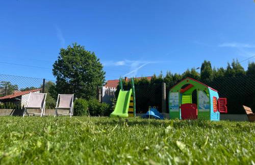 Domek na Wiejskiej - Foto 52