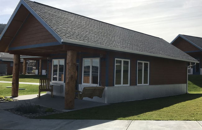 Big Arm Resort - Photo 16