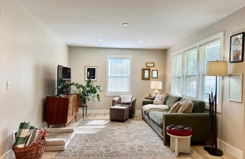 Creekside Base for Hiking and Biking, Near Downtown - Foto 4