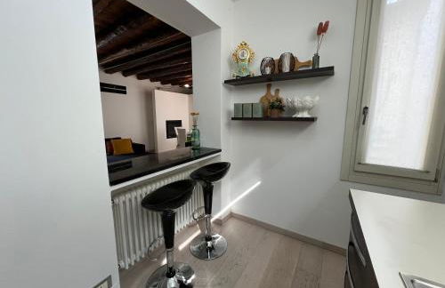 Ca' Del Vecio, in centro storico, Piazza Garibaldi - Foto 18