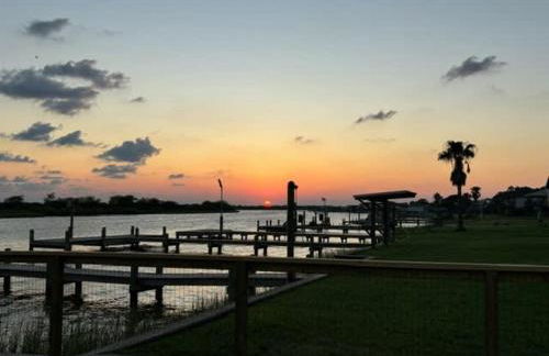 Waterside Oasis at Caney Creek - Foto 11