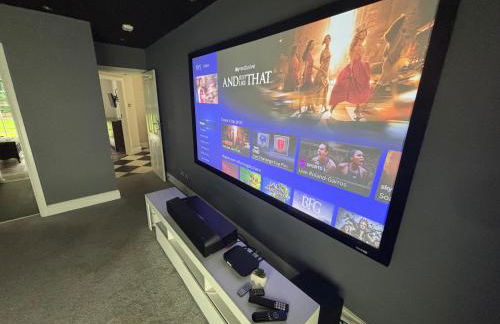 Mereside House Private Pool Retreat - Photo 2