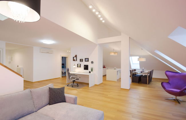 VIP Apartment - Photo 12