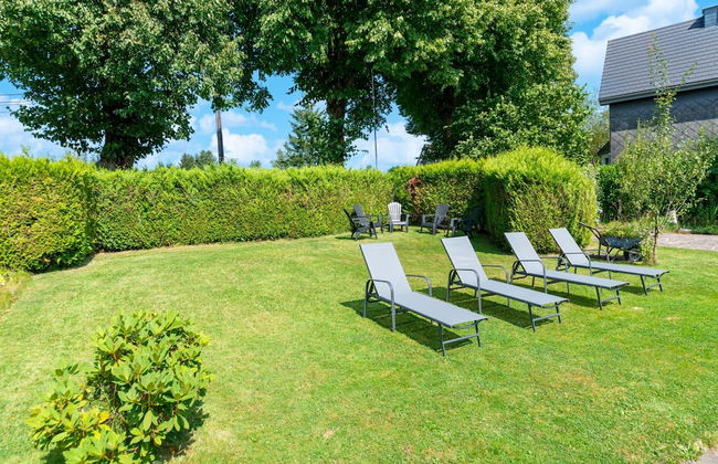 Spacious Villa With Tennis - Photo 33