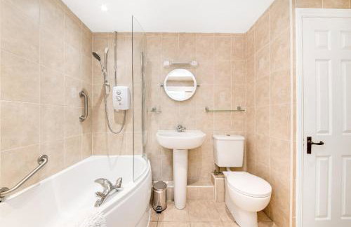 Finest Retreats - Ryedale Hall Cottage - Photo 9