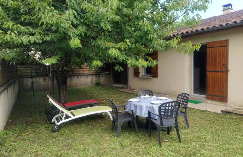 L'Olivier Maison de village avec jardin au calme pour 6 pers - Foto 3