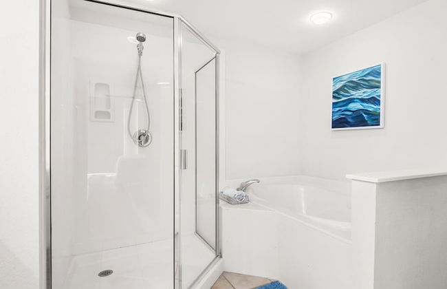 Emerald Dolphin Unit 650 - Foto 2