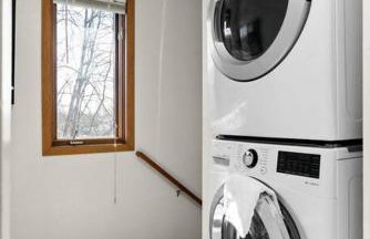 Moose Meadows- Near the airport, centrally located - Foto 19