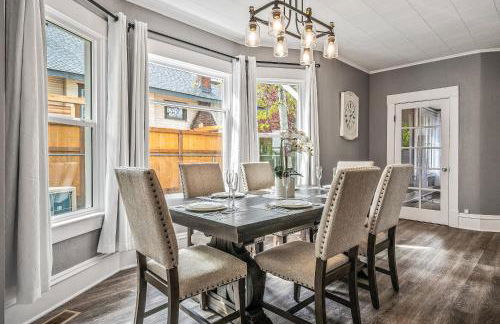 Perfect for Work & Play, 3BR 2BA with Office & WiFi - Foto 15