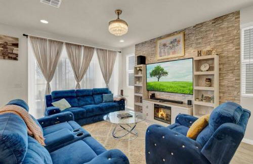 Serenity Retreat: 3BR, Heated Pool, Parking - Foto 2