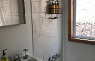 Fireplace Catskill Views Overlook Lake Cabin - Foto 34