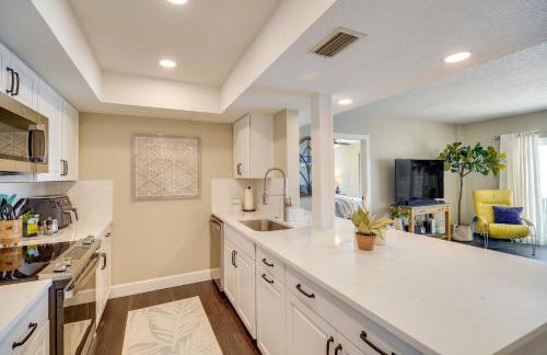 Oceanfront Satellite Beach Condo with Balcony, Views - Foto 7