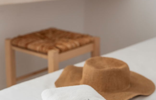 aniko suites White Alley - Photo 12