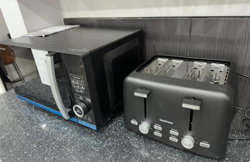 Affluent Living Property perfect for contractors & individuals Free Parking - Foto 34