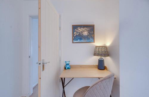 Spacious, Comfy, 3 Bed House - Free Parking - Quiet Area - In Shirley, Solihull - Near JLR, NEC, Airport, M42 - Foto 45