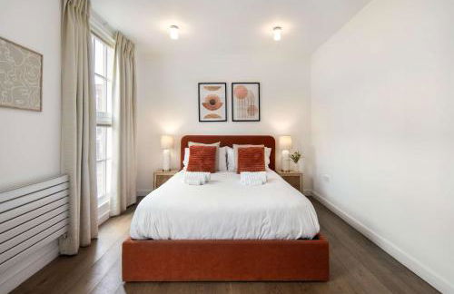 1 Min Walk to Euston Station, Modern Townhouse - Photo 20