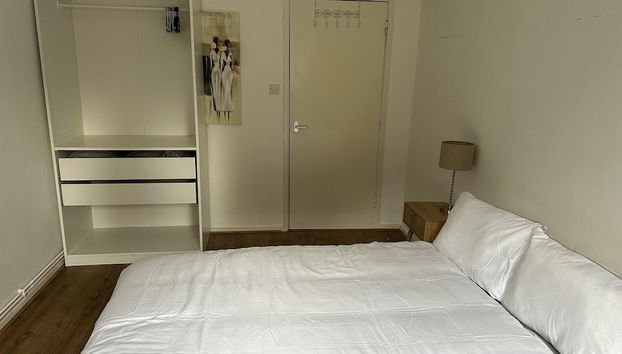 Fab Excel London Flat, Warm Cosy Liz Line - Foto 4, Habitación