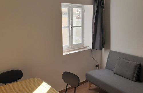 Chiado Carmo Sunny Lodge - Photo 8