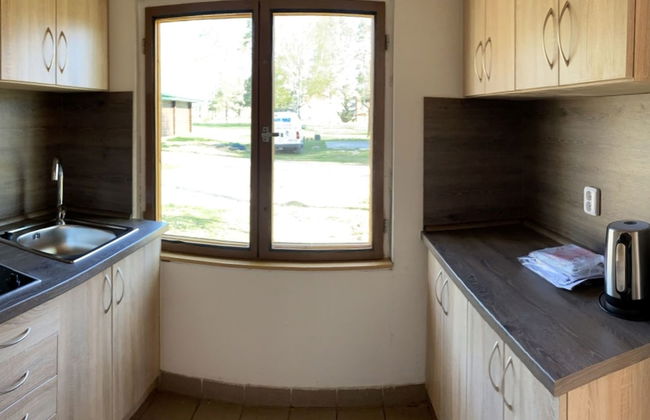 4 bedroom House in Hradec Kralove with garden - Photo 8