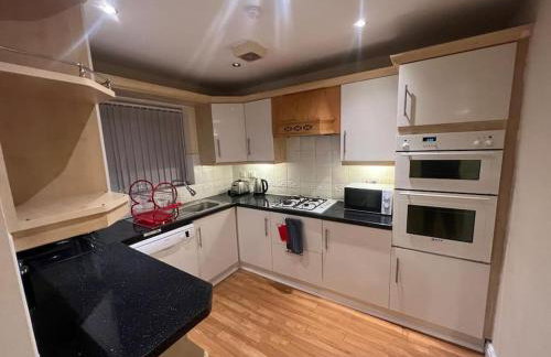 Big new house! 5BDR, sleeps 13, with parking - Foto 14