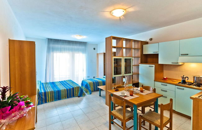 Cristoforo Colombo Holiday Complex in Caorle, Close to the Beach - Foto 3