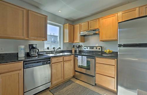 LoHi Apartment with Patio 1 Mi to Downtown Denver! - Foto 7