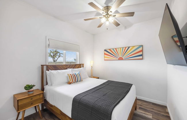 Pool, Spa, Pickleball & Piano Near Pioneertown Harmony House by Avantstay - Foto 31