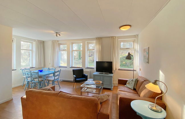 Timeless Charm and Cozy Stay - Photo 17