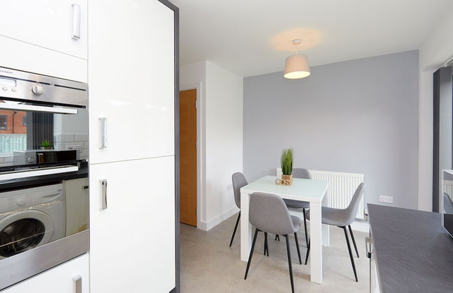 Derby 2 Bed House 3 Min Walk to Hospital - Foto 8