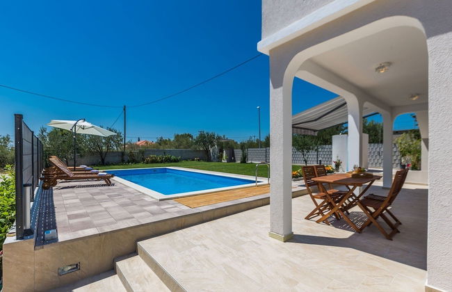 Serene Escape Near Zadar With Private Pool & Charming Outdoor Oasis - Foto 53