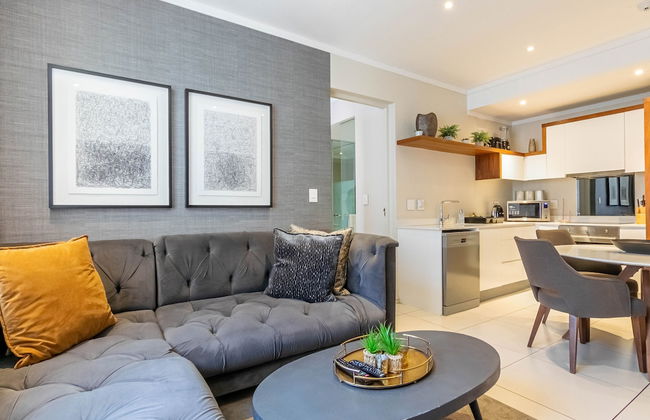 Sandton Smart Apartment Thirteen - Photo 16