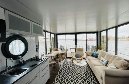 Hausboot Hafenprinz Lübeck - Foto 4