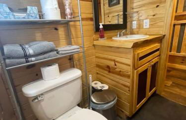 Bear Cub Cabin is a cozy 1 bedroom and loft oasis - Foto 7