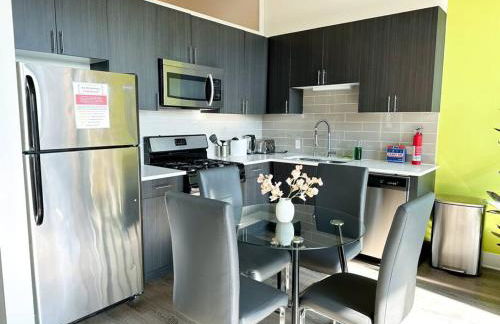 Group-Friendly 2BR with Optional Parking and Gym Access Near McCormick Place and Soldier Field - Foto 22