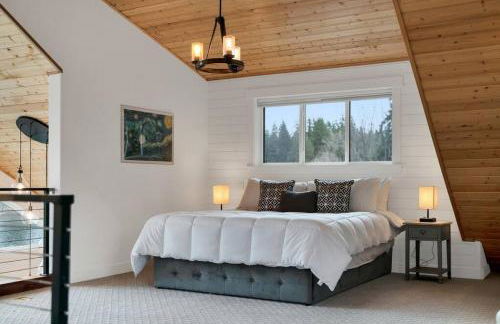 Lakefront Escape with Fire Pit and Views - Foto 12