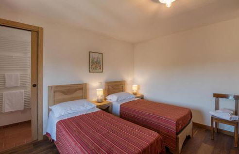 Nice Apartment In Avigliano Umbro - Foto 28