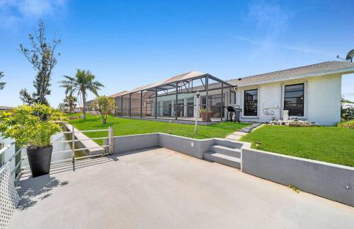 Waterfront Escape with Wild Owl Charm, Heated Pool & Pet-Friendly - Foto 18