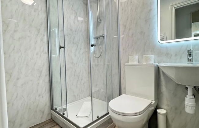 Baker Street Apartments - Photo 43