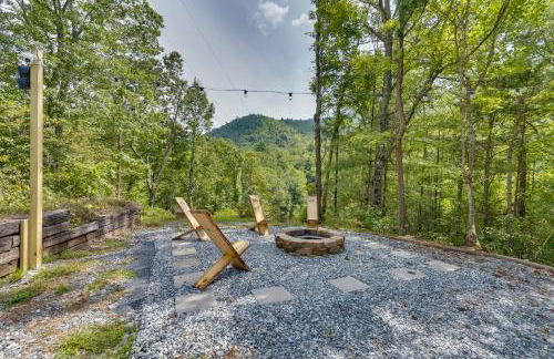 Breathtaking Marble Home on 5-Acre Hillside! - Foto 29