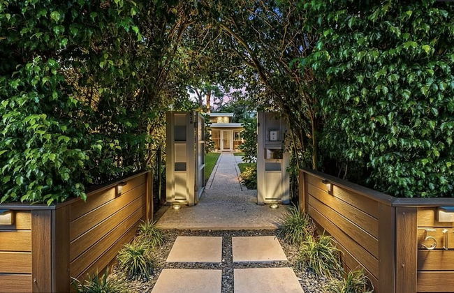 Wilton Manors Stunning Gated Oasis - Foto 36