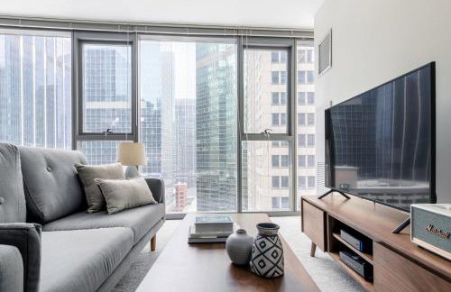 Loop Studio w Pool Gym nr Theatre District CHI-248 - Photo 1